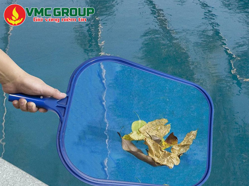 Cách xử lý nước bể bơi không dùng hóa chất