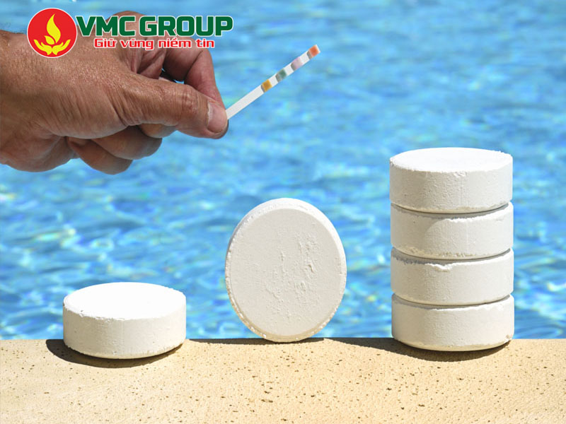 Các công dụng của TCCA trong khử trùng nước bể bơi