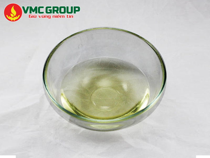 Hóa chất CDE có dạng lỏng màu vàng nhạt