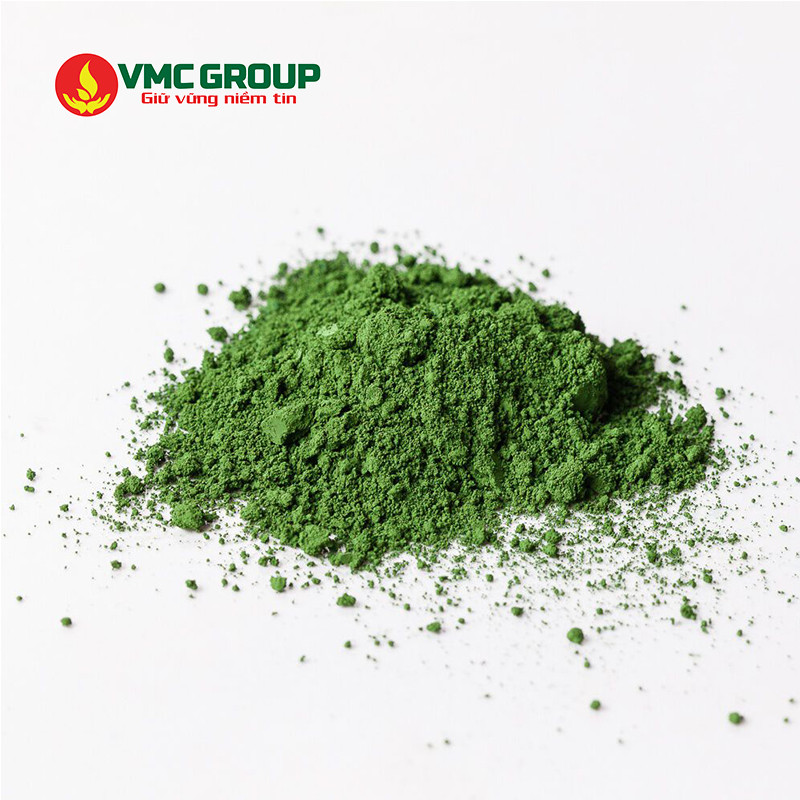 Chromium oxide có dạng bột màu xanh lục