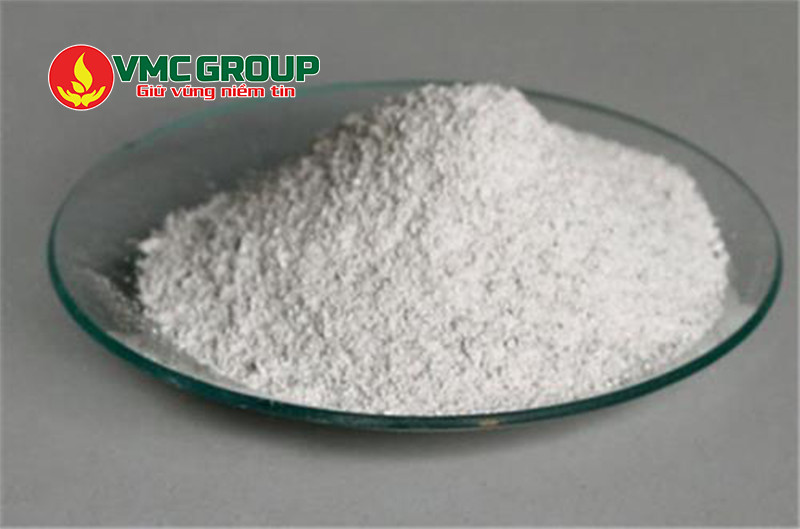 Polymer cation có dạng hạt màu trắng