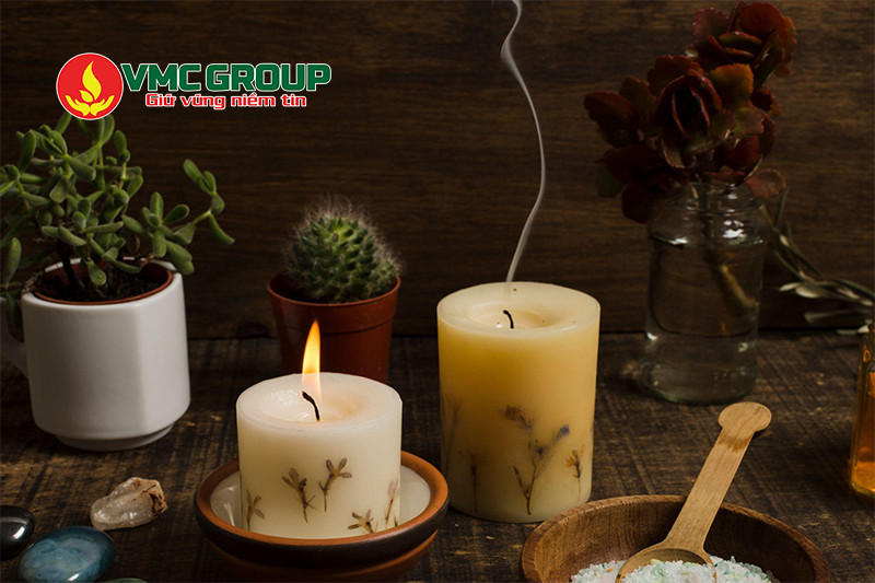  Parafin được dùng để sản xuất nến thơm
