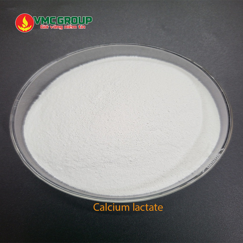 Canxi lactate có dạng bột màu trắng