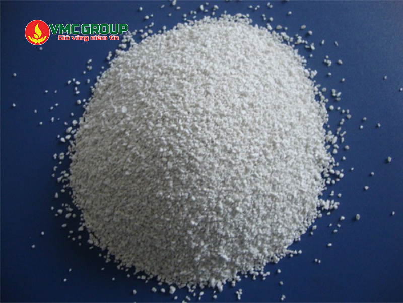 Clorin Aquafit là hóa chất dạng hạt màu trắng, ít tạp chất